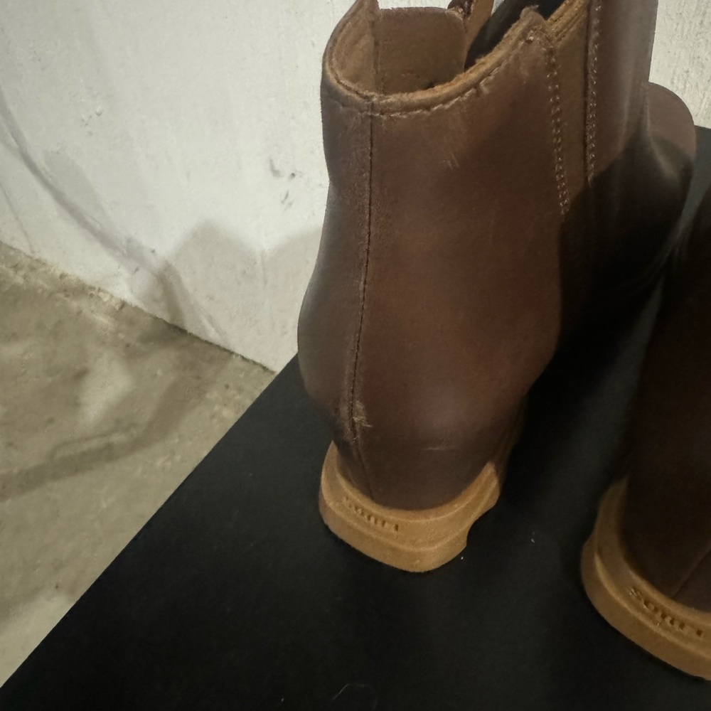 Sorel Brown Ankle Boots - Picture 6 of 12